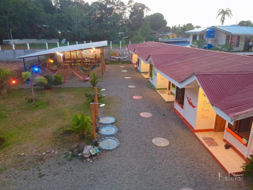 Kalunay Hostel Puerto Viejo de Talamanca Exterior foto